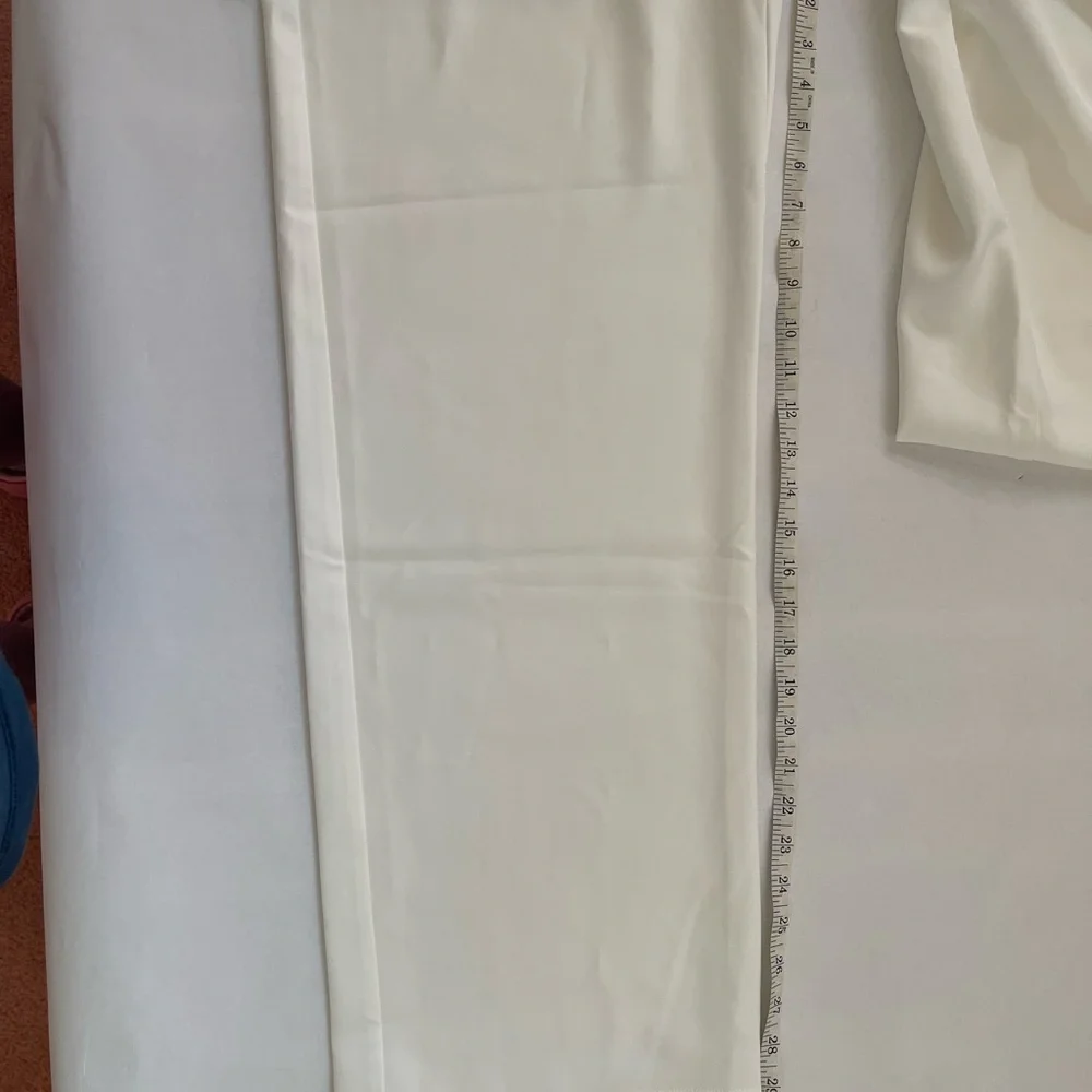 The Commense White Wide Leg Pants with Flowing Relaxed Fit size large - Picture 11 of 11